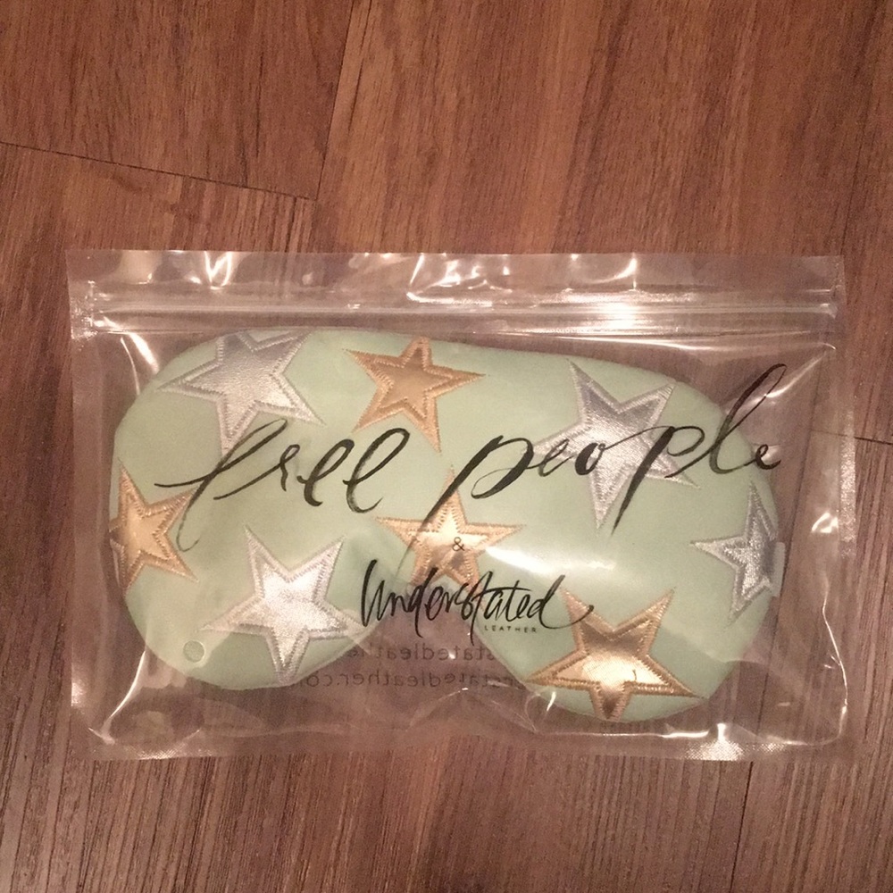 Free people face mask